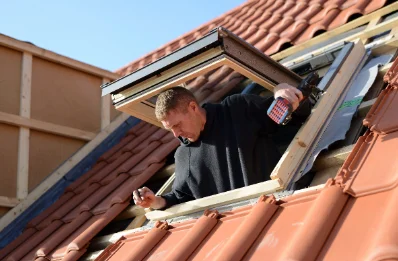Pose de fenêtres de toit Velux à Vézézoux